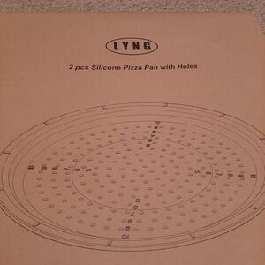 Silicone Pizza Pan with Holes - Red